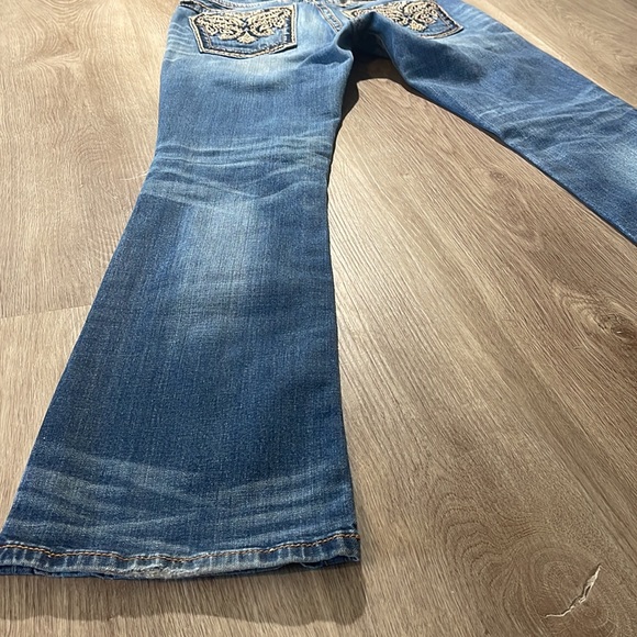 Miss Me Boot Distressed Low Rise | Size 29 - Picture 15 of 16